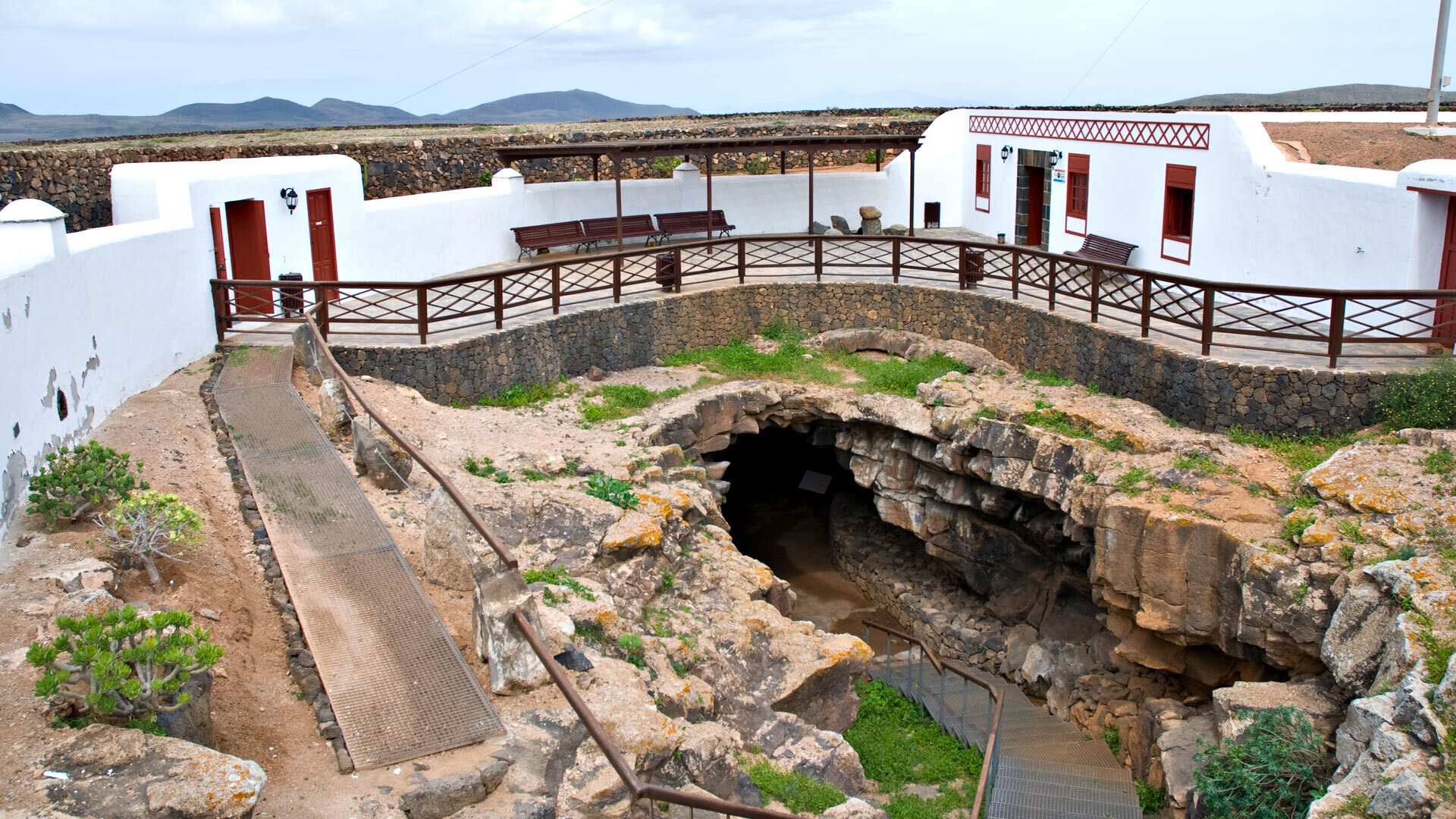 Cueva del Llano - Vom Kamelgehege zur Kulturstätte