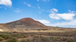 Montaña Colorada bei Las Lajares – wo der Lehrpfad beginnt, Calderatour Inselnorden, Fuerteventura
