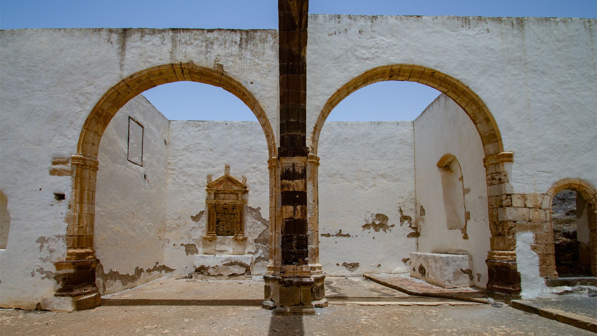 Durchgang der Ruine - Convento de San Buenaventura