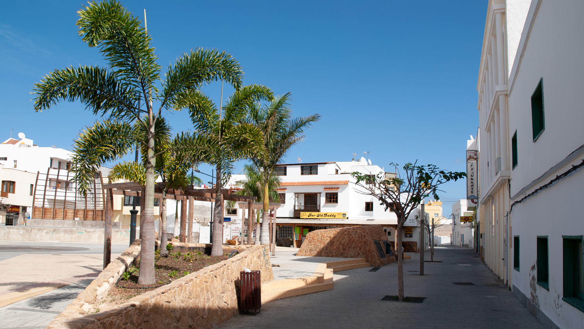 Blick in die Innenstadt von Corralejo