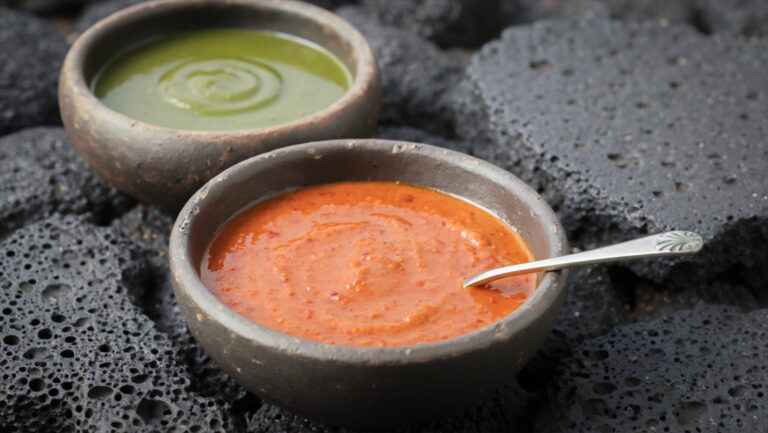 Mojo Rojo und Mojo Verde, Typische Gerichte, Fuerteventura