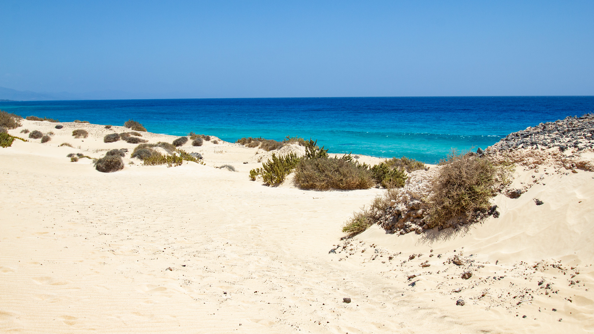 Sand und Meer bei Corralejo