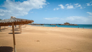 der Strand von Caleta de Fuste, Tourismusaemter, Fuerteventura