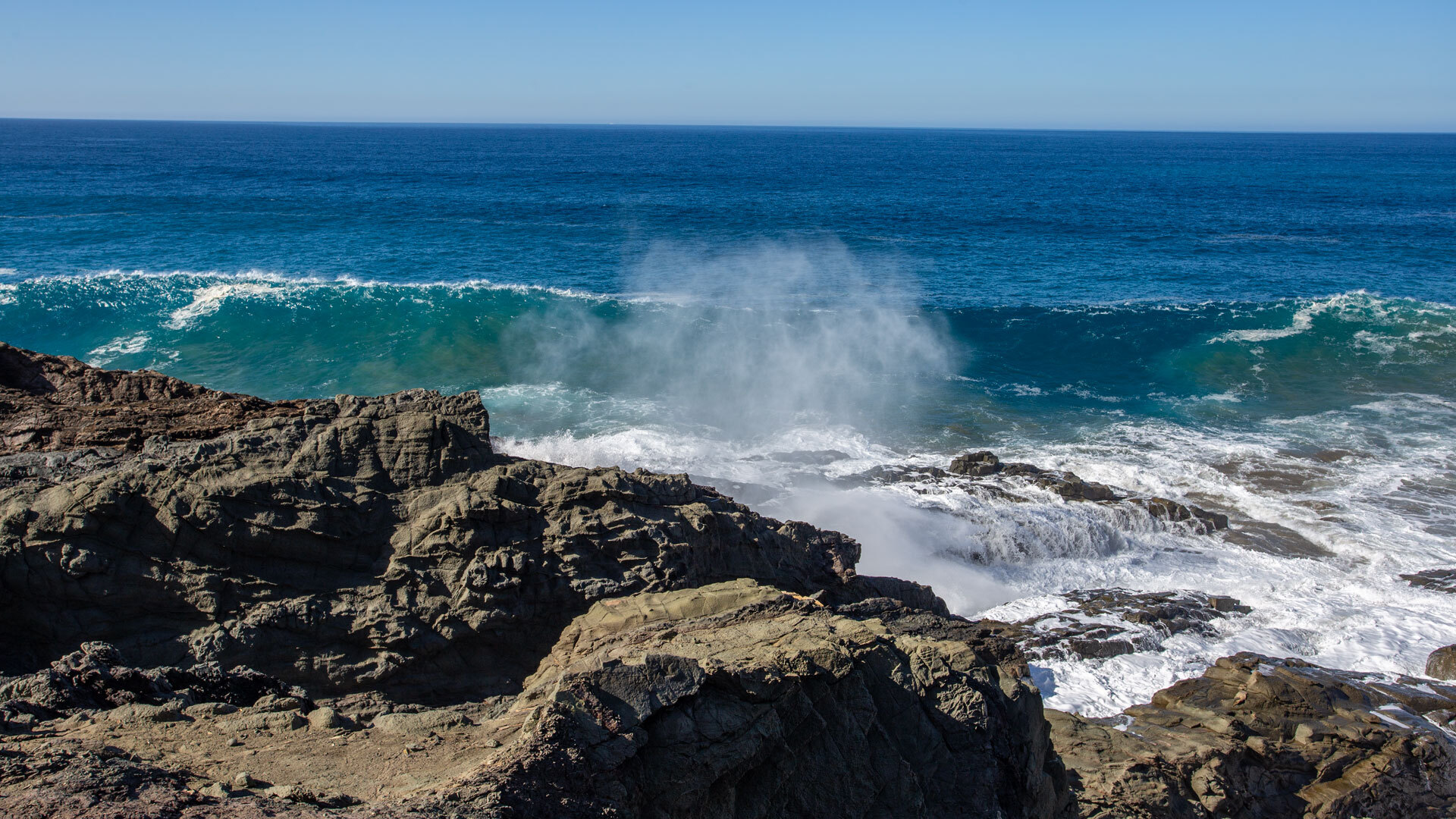gewaltige Wellen bei Aguas Verdes